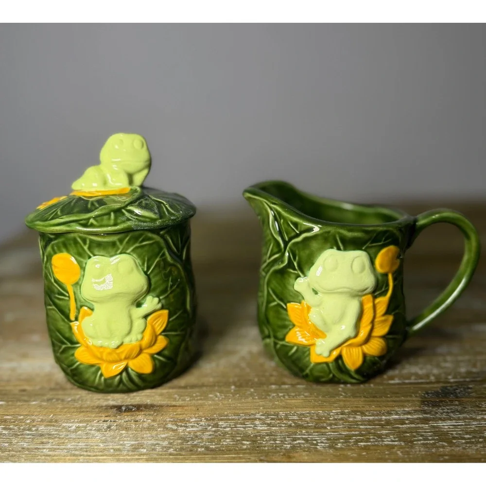 Vintage Neil the Frog Lily Pad Ceramic Cream Sugar Set Green Kitsch Cottagecore